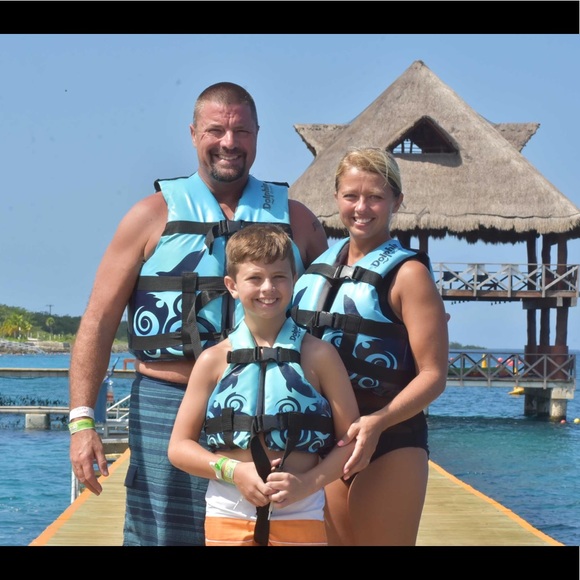 Meet your Posher, Bridget - Picture 7 of 16